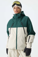 Women's Color Block Off White & Green Multi-Pocket Snow Jacket