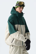 Men's Color Block Off White & Green Multi-Pocket Snow Jacket